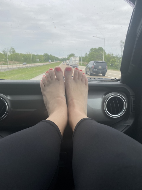 @marieeeeof leaked Onlyfans content for free 

 picture 2