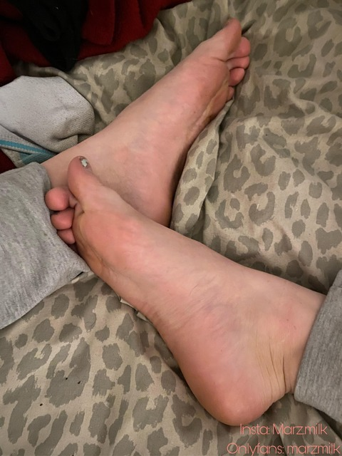 marz.milk OnlyFans Leak (8 Photos and 1 Videos) 

 picture 2