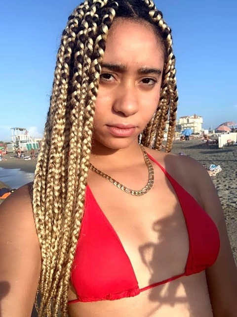 Get Free access to @marzia25 Leaked OnlyFans 

 picture 2