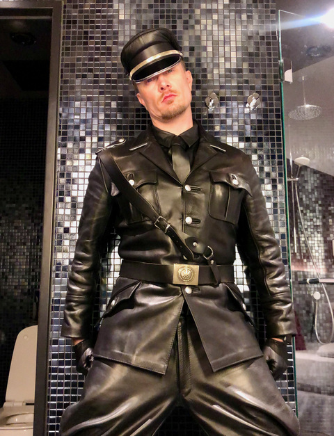 master_kerl (Master Kerl) OnlyFans Leaks 

 picture 2