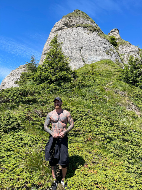 View masterbigcock25 OnlyFans content for free 

 picture 2
