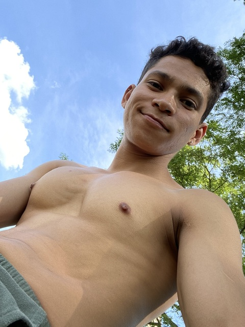 matgarx21 OnlyFans Leaks 

 picture 2