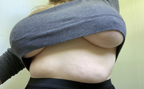 mattiequeso (Milk mommy) free OnlyFans Leaked Content 

 picture 2