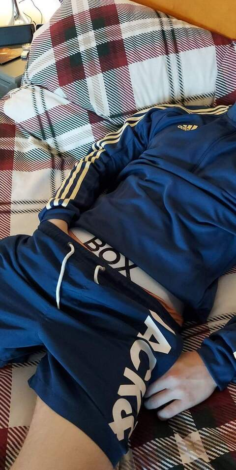 @mattyb13 leaks Onlyfans content for free 

 picture 2