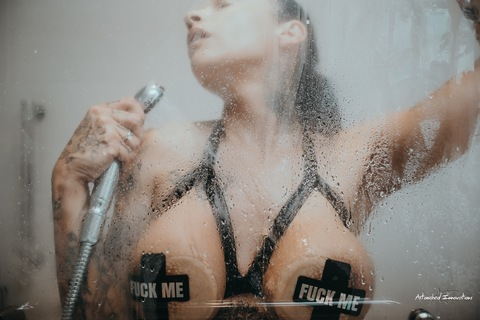 maxisoule (Maxi Soule’) OnlyFans Leaked Videos and Pictures 

 picture 2