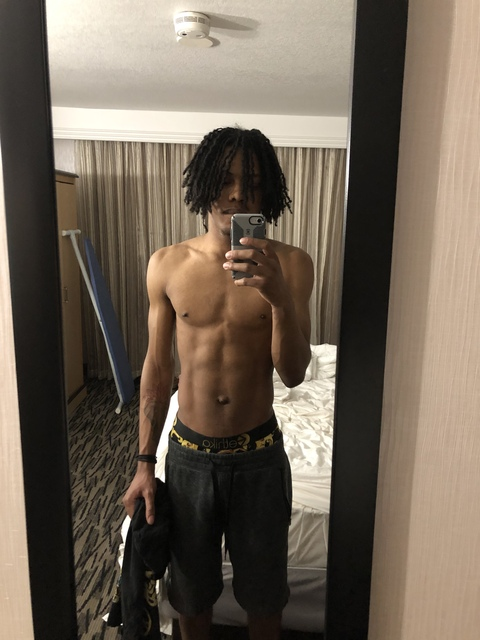 Download maycean OnlyFans content for free 

 picture 2