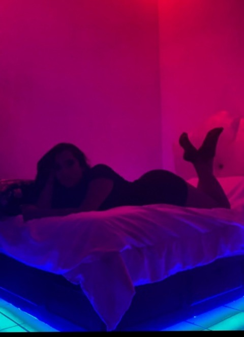 View mayelee (Mayelee) OnlyFans 77 Photos and 3 Videos gallery 

 picture 2