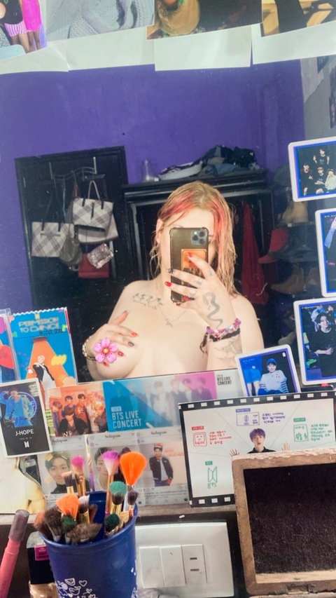 maymayloli OnlyFans Leak 

 picture 2