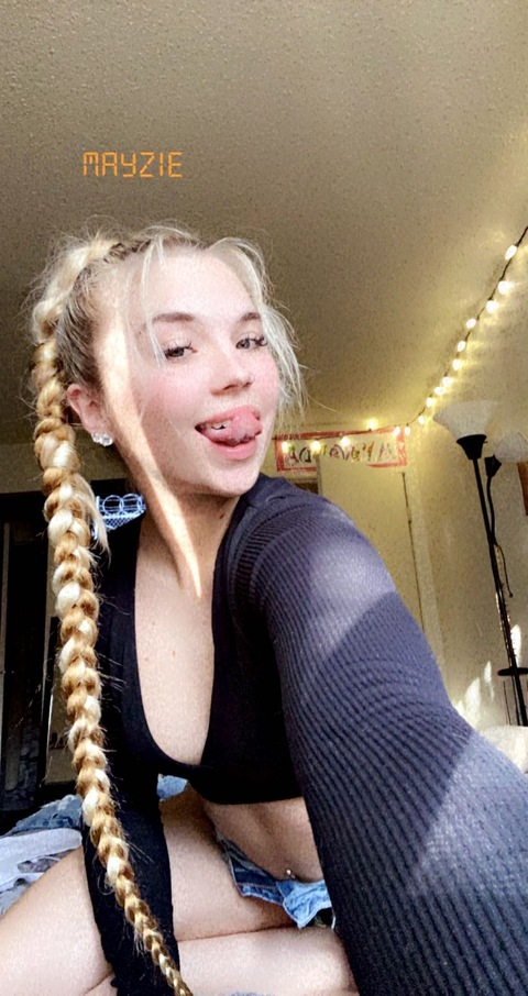 mayziemay OnlyFans Leak (48 Photos and 14 Videos) 

 picture 2