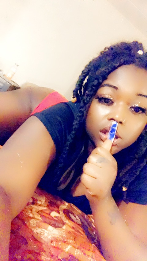 mcardi OnlyFans Leak (20 Photos and 3 Videos) 

 picture 2