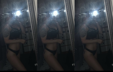 View 𝔐𝔠𝔨𝔢𝔫𝔷𝔦𝔢 𝔉𝔞𝔩𝔩𝔰 (mckenziefallsss) OnlyFans 2 Photos and 1 Videos leaked 

 picture 2