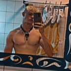 View me_but_naked (Me but naked) OnlyFans 105 Photos and 41 Videos gallery 

 picture 1