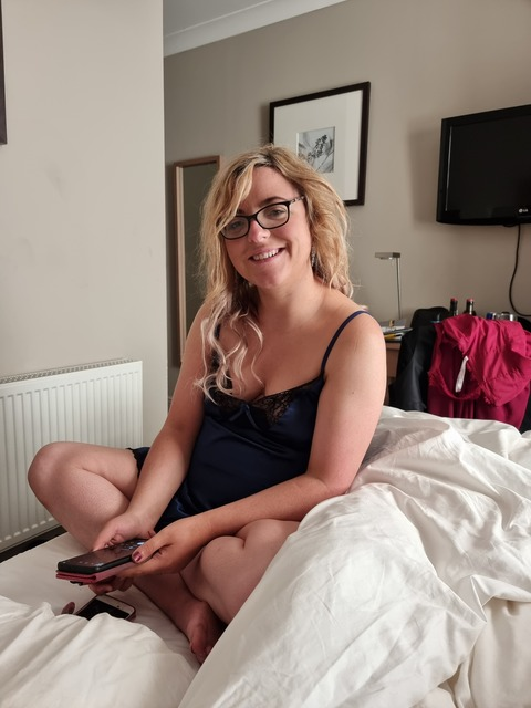 megzxxx OnlyFans Leaks 

 picture 2