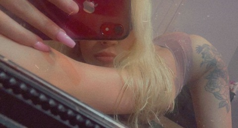 melaniecataldoxxx OnlyFans Leak 

 picture 2