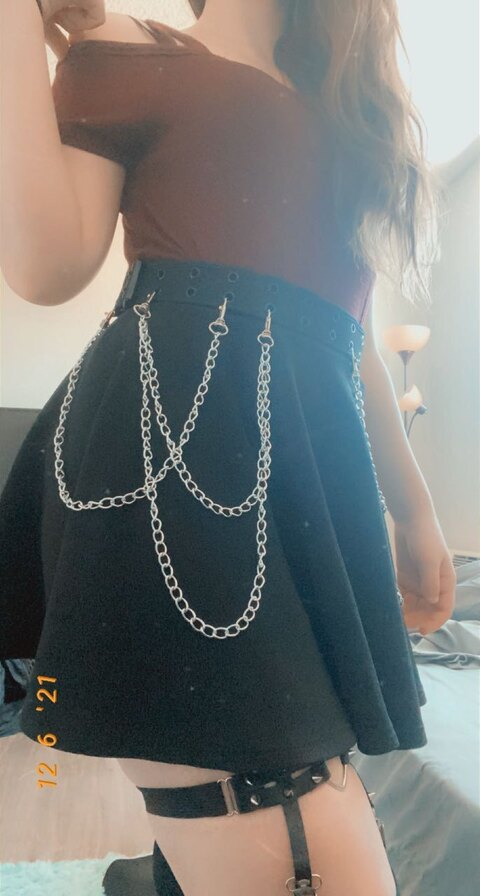 Download melanieroxxe OnlyFans content free 

 picture 2