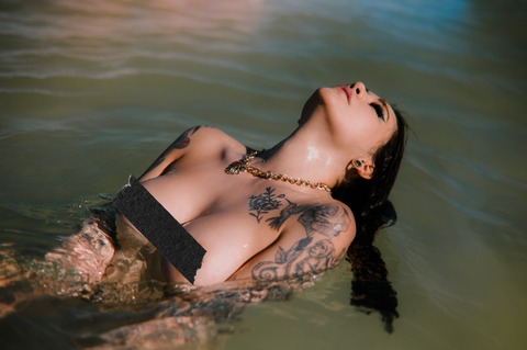 melinashakur (Melina Shakur) OnlyFans Leaked Pictures & Videos 

 picture 2