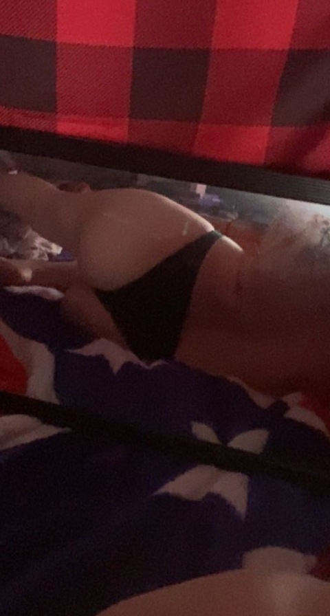 Download melizabeth98 OnlyFans content for free 

 picture 2