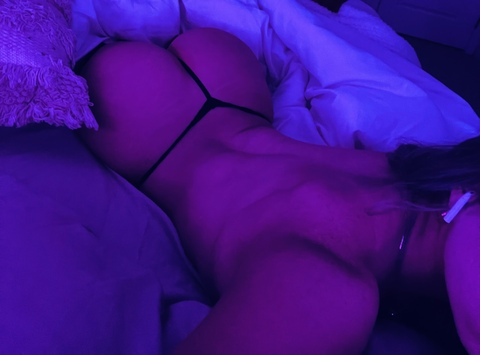 melizabethp OnlyFans Leaked Photos and Videos 

 picture 2