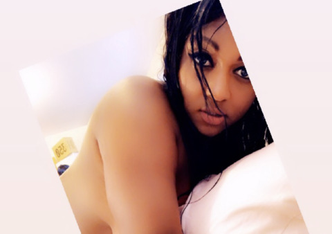 merma1 (bella) OnlyFans Leaked Pictures and Videos 

 picture 2