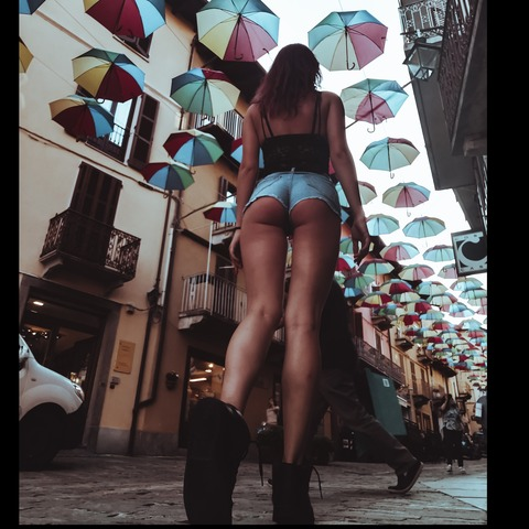 @mia.de.vil leaked Onlyfans content for free 

 picture 2