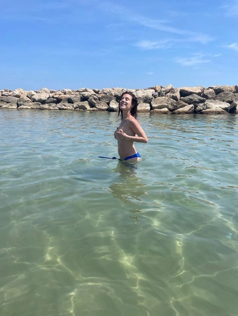 Onlyfans free mia7yess 

 picture 2