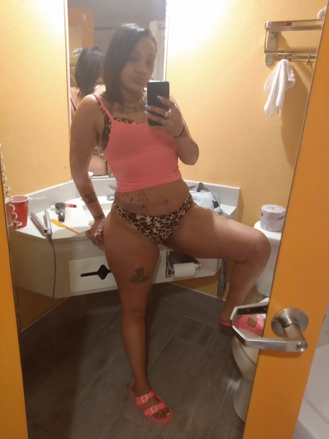 miabiababy OnlyFans Leaked (0 Photos and 0 Videos) 

 picture 2