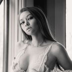 View miaelisabethh OnlyFans content for free 

 picture 1