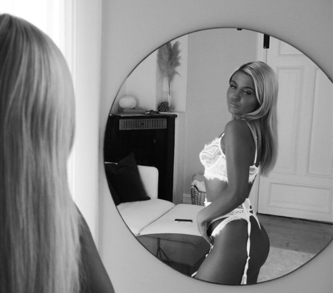 Onlyfans leaked miaenn 

 picture 2