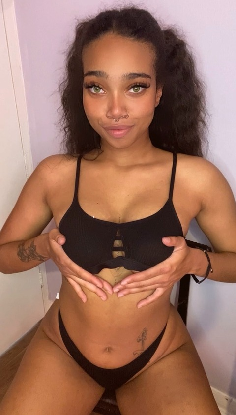 miamilterx (Mia Milter) OnlyFans Leaked Pictures and Videos 

 picture 2