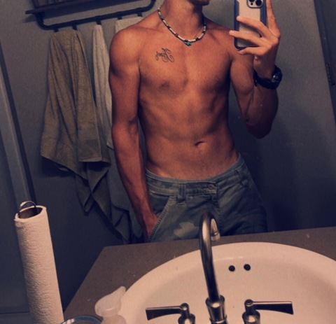 Onlyfans free content michaeltiger 

 picture 2