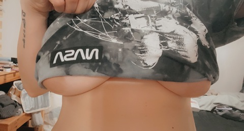 michigangirlll OnlyFans Leak 

 picture 2