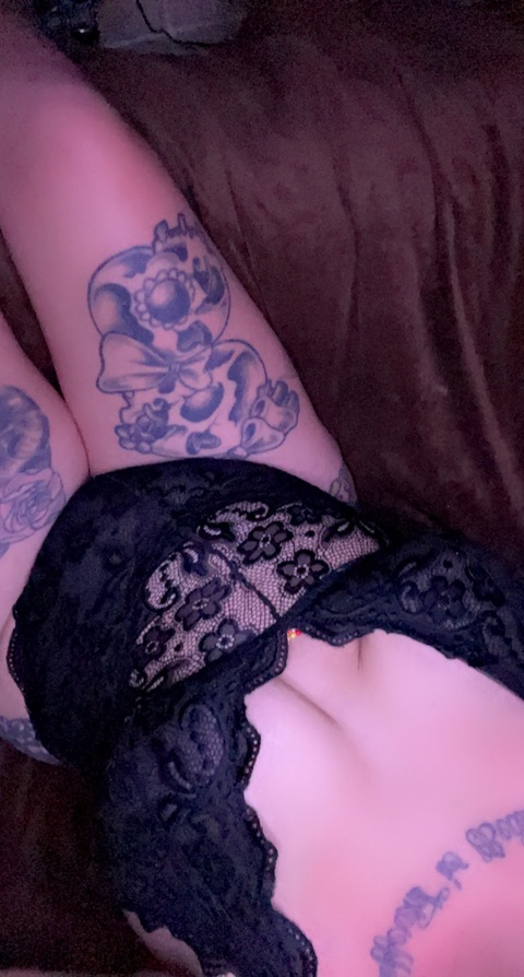 View midnightmermaid86 (Midnight Mermaid) OnlyFans 240 Photos and 197 Videos leaked 

 picture 2