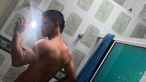miguelgrisales12 OnlyFans Leaked (7 Photos and 6 Videos) 

 picture 2