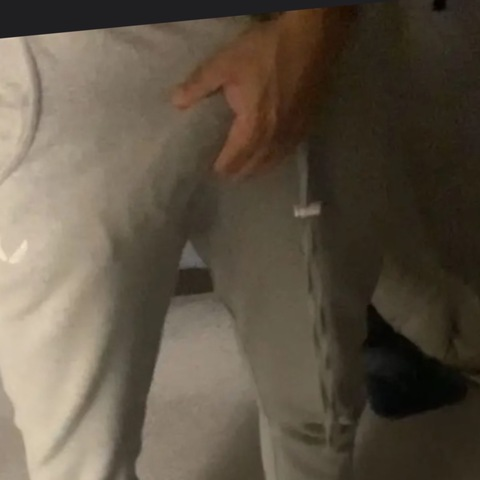 miguelval23 OnlyFans Leaks 

 picture 2