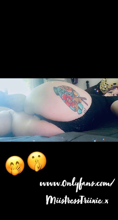 Download miistresstriixie_x OnlyFans content for free 

 picture 2