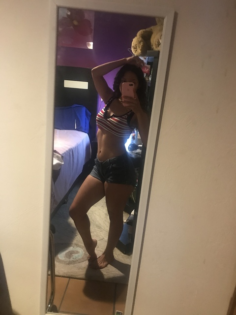 mila_monesco OnlyFans Leak (29 Photos and 3 Videos) 

 picture 2
