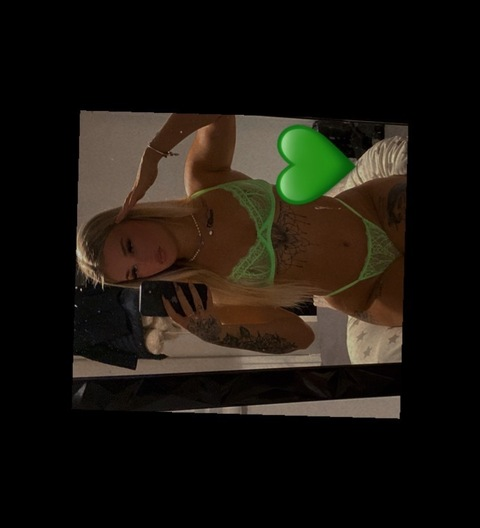 View millieforeyxo OnlyFans content for free 

 picture 2