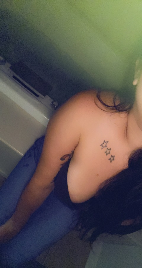 View Montana (millimontanaa) OnlyFans 5 Photos and 1 Videos gallery 

 picture 2