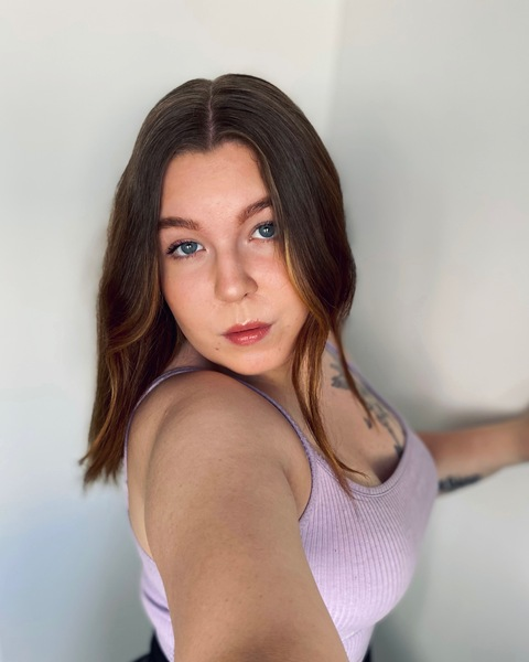 View milpzu (Milla🔥) OnlyFans 35 Photos and 9 Videos leaked 

 picture 2