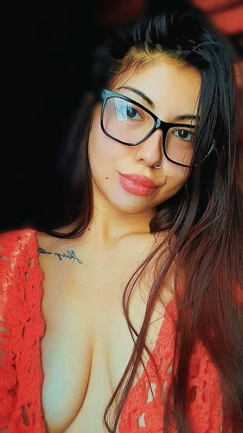 Download miluciamor OnlyFans content free 

 picture 2