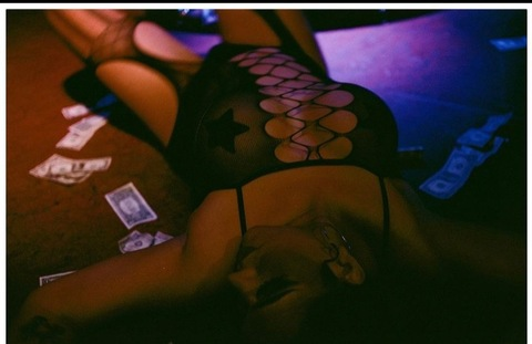 minajminaj69 OnlyFans Leaked (7 Photos and 64 Videos) 

 picture 2