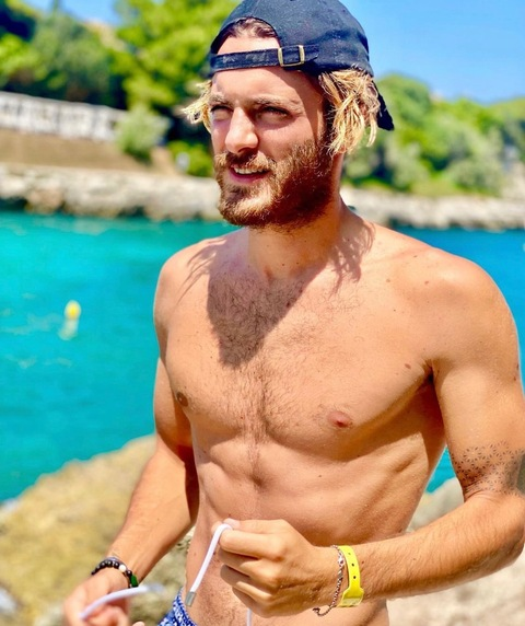 View Mirko Gancitano (mirkoganci) OnlyFans 8 Photos and 1 Videos leaks 

 picture 2