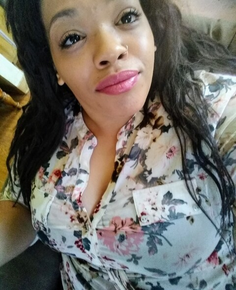 View miss_scarlettrose OnlyFans content for free 

 picture 2