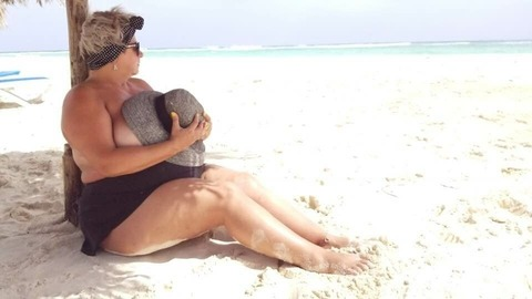 missbonnheur OnlyFans Leak (16 Photos and 2 Videos) 

 picture 2