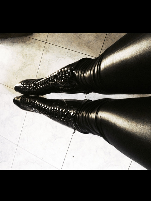 View missfetishfeetita OnlyFans content for free 

 picture 2