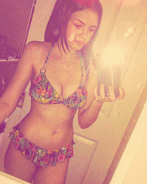 misshoney666 (baby girl) OnlyFans Leaked Videos and Pictures 

 picture 2
