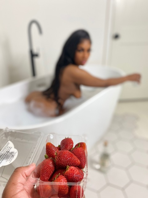 View missjaye OnlyFans videos and photos for free 

 picture 2
