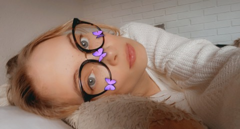 View MissJenniP 🎧 ASMR 🎧 (missjennip) OnlyFans 3 Photos and 1 Videos for free 

 picture 2