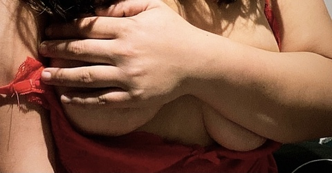 View Jessica Lily (missjezzza) OnlyFans 18 Photos and 2 Videos leaked 

 picture 2