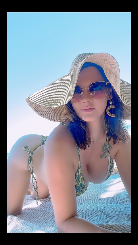 Download missjordyndaniels OnlyFans content free 

 picture 2